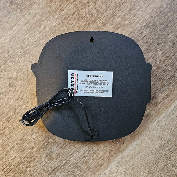 Lucky Lager LED Lightbox Sign - Picture 3 of 3